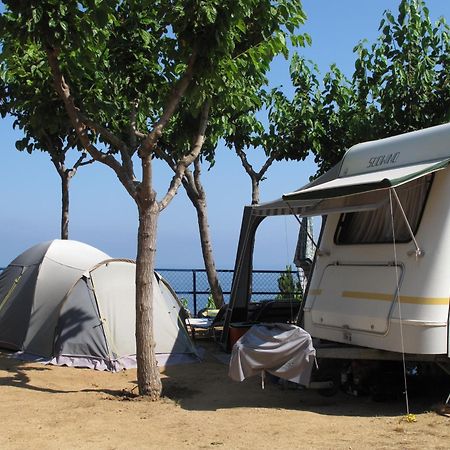 Camping Roca Grossa Calella Eksteriør billede