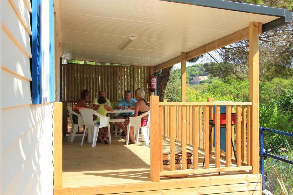 Camping Roca Grossa Calella Eksteriør billede