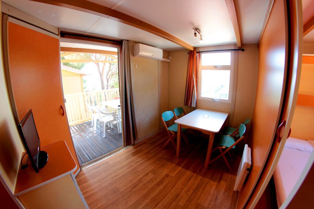 Camping Roca Grossa Calella Eksteriør billede