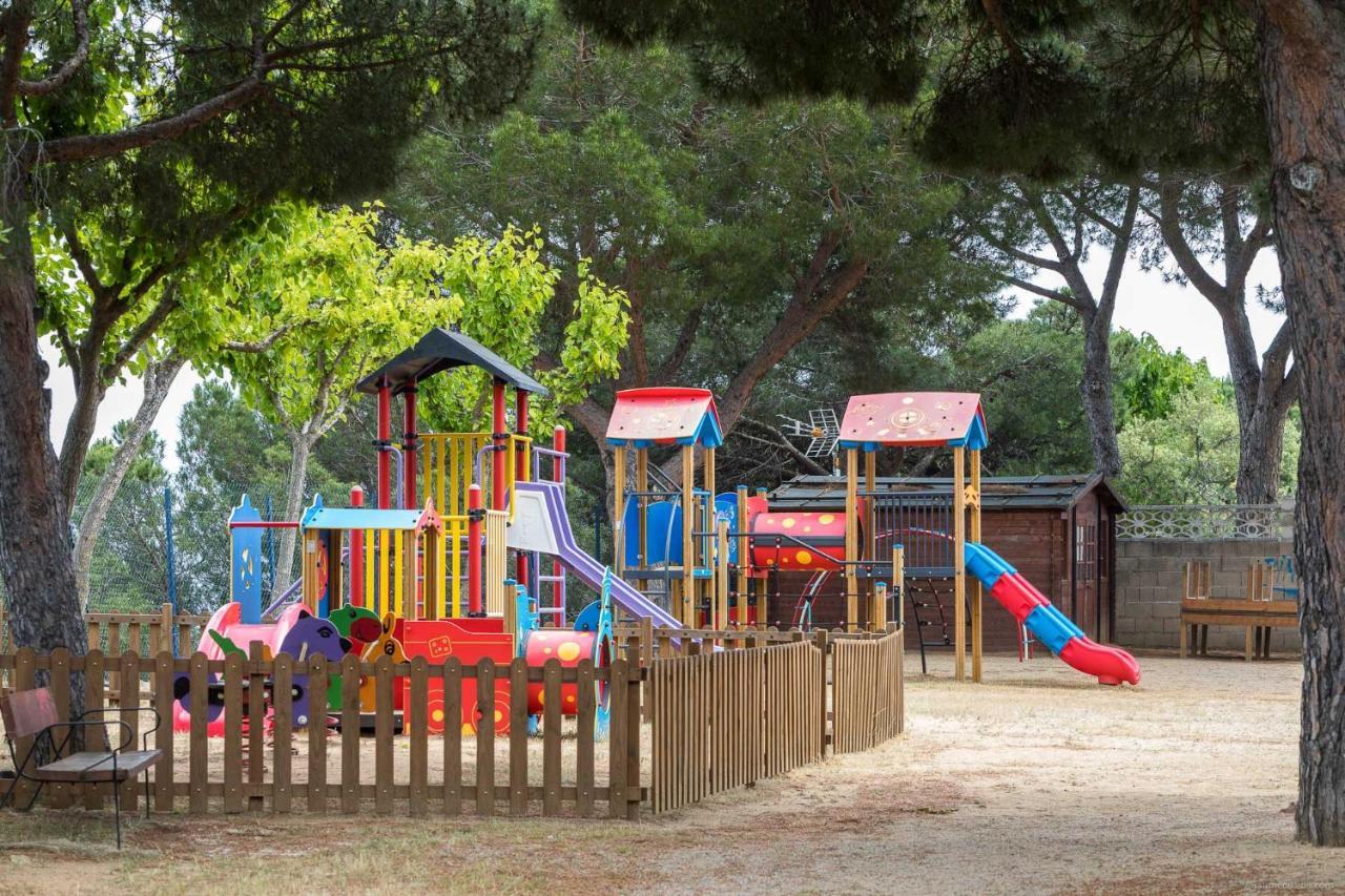 Camping Roca Grossa Calella Eksteriør billede